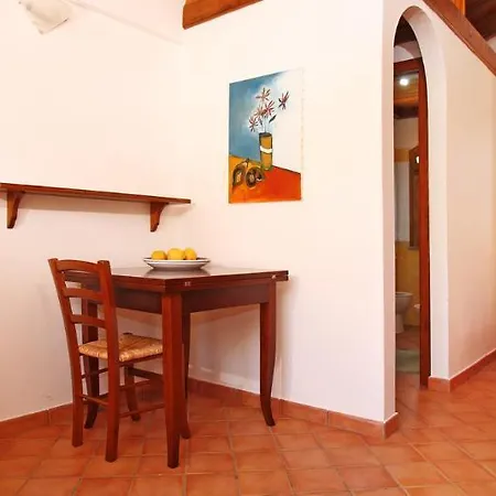 Borgo San Francesco 4* 조이오사마레아