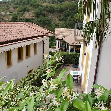 Borgo San Francesco 4*