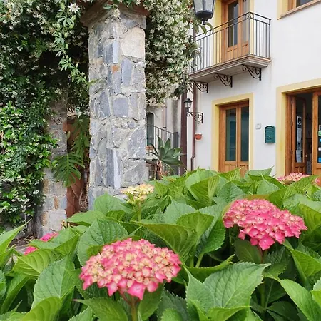 Borgo San Francesco Hotell