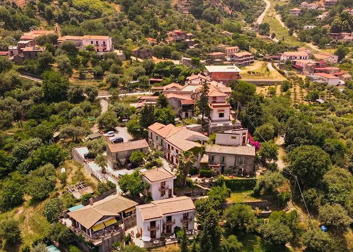 Hotel Borgo San Francesco 4*